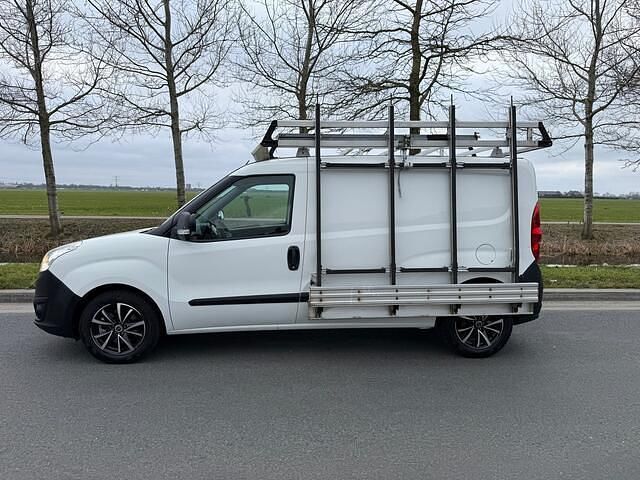 Occasion Opel Combo 90 PK (66 kW) 2012 Wit MPV