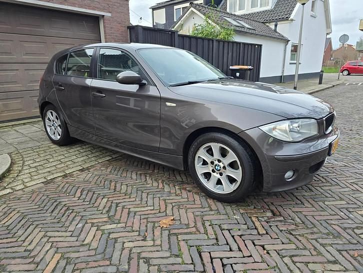 Occasion BMW 120 Executive 150 PK (110 kW) 2005 Bruin Hatchback
