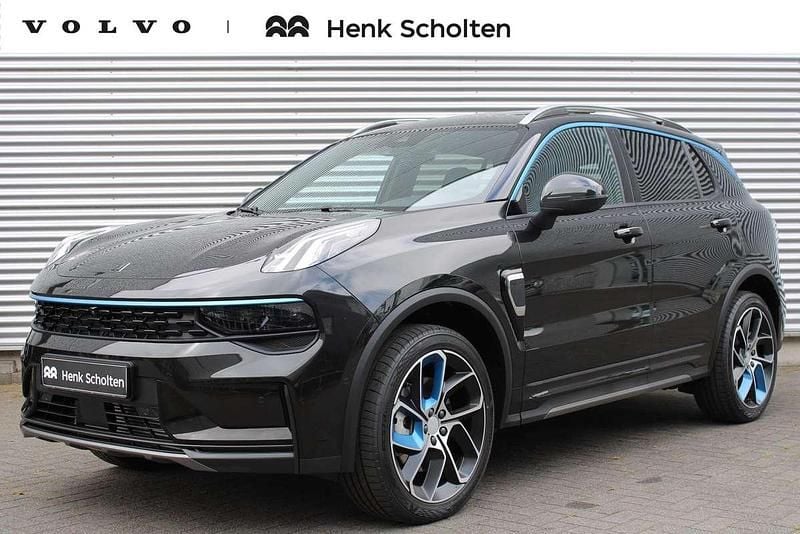 Zwart Nieuw 2025 Lynk & Co 01 SUV | € 36.750 (Iets duurder) - Afbeelding 1/3