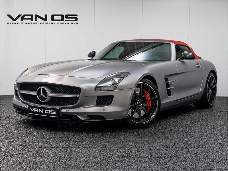 Grijs, metallic lak Gebruikt 2012 Mercedes SLS AMG AMG Cabriolet | € 179.995 - Afbeelding 1/4