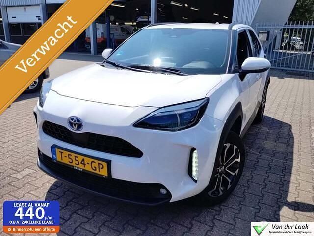 Wit Gebruikt 2023 Toyota Yaris Cross SUV | € 27.450 (Eerlijke prijs) - Afbeelding 1/4