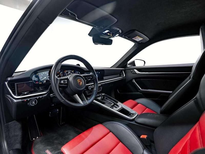 Occasion Porsche 992 650 PK (478 kW) 2023 Grijs Coupé