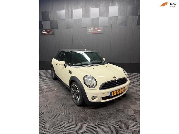 Wit Occasion 2010 Mini ONE Hatchback | € 3.950 (Eerlijke prijs) - Afbeelding 1/4