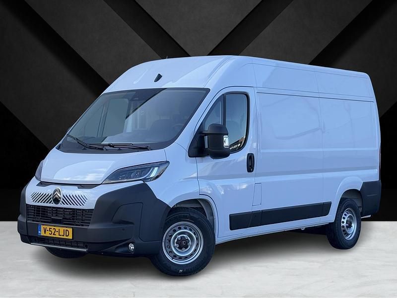 Wit Nieuw 2024 Citroën Jumper MPV | € 31.995 - Afbeelding 1/4