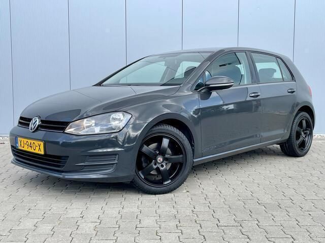 Grijs Gebruikt 2013 VW Golf VII Hatchback | € 9.499 (Eerlijke prijs) - Afbeelding 1/4
