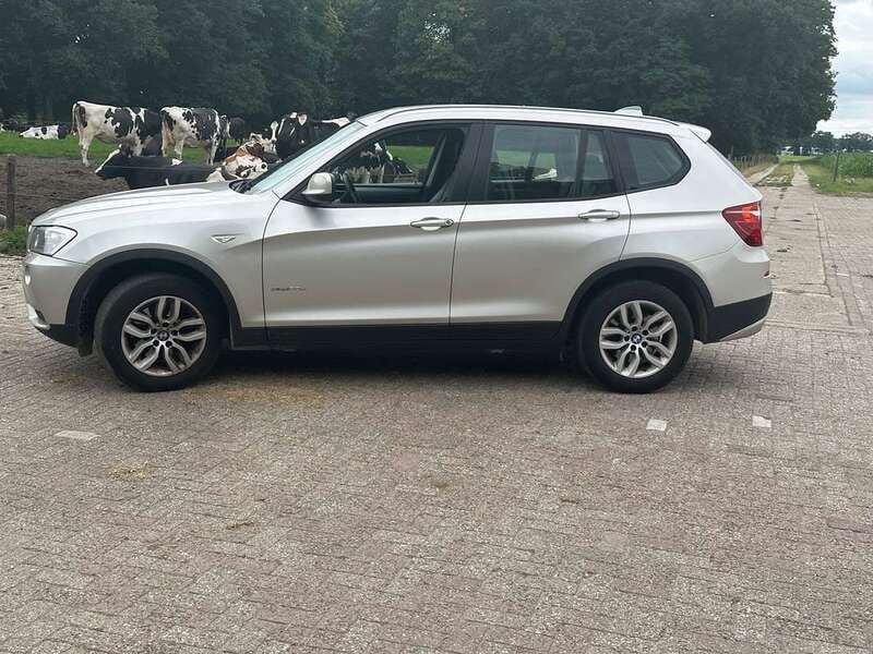 Beige Gebruikt 2011 BMW X3 SUV | € 8.250 (Super prijs) - Afbeelding 1/4