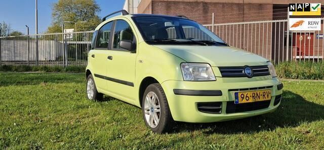 Groen Gebruikt 2005 Fiat Panda Emotion Hatchback | € 2.750 (Eerlijke prijs) - Afbeelding 1/4