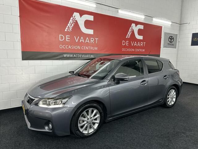 Occasion Lexus CT200h Business Edition 99 PK (72 kW) 2013 Grijs Hatchback