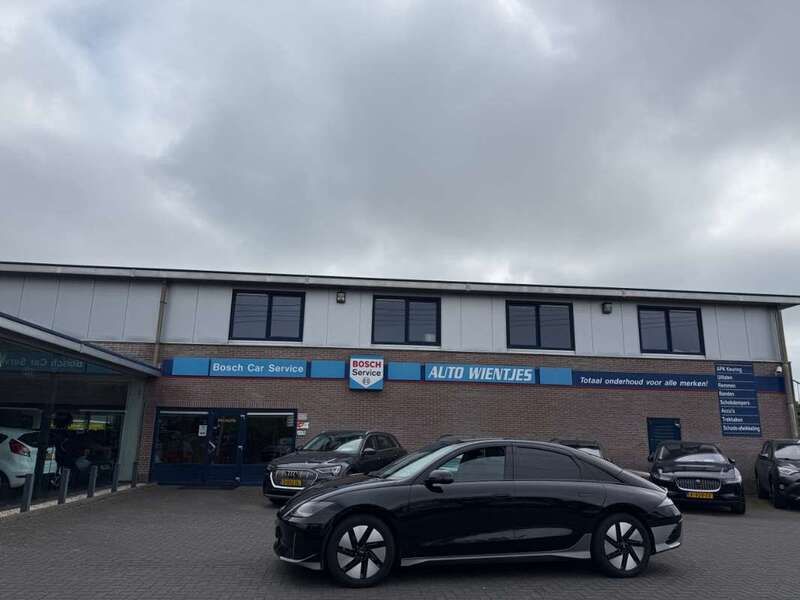 Zwart Occasion 2023 Hyundai Ioniq 6 Sedan | € 26.450 - Afbeelding 1/4