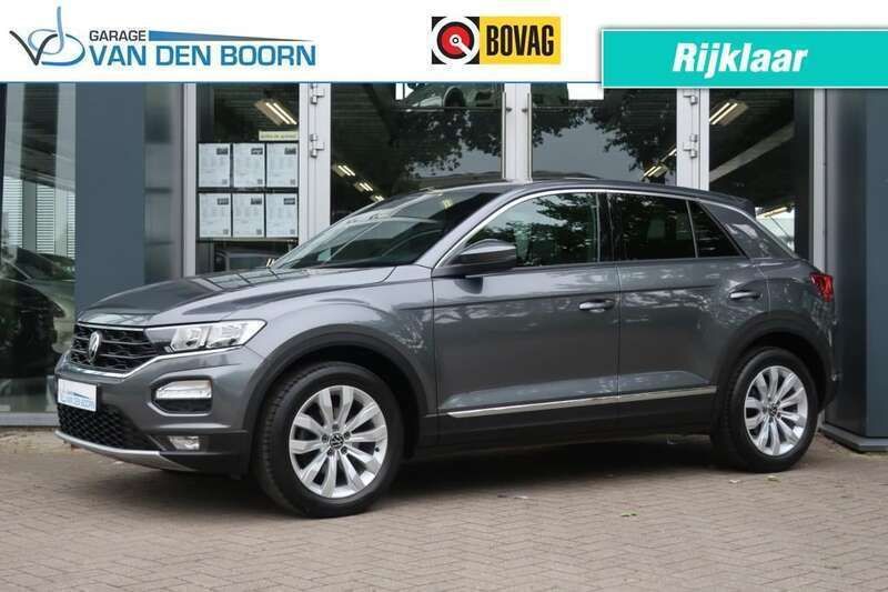 Grijs Gebruikt 2021 VW T-Roc Sportline SUV | € 25.450 (Eerlijke prijs) - Afbeelding 1/4