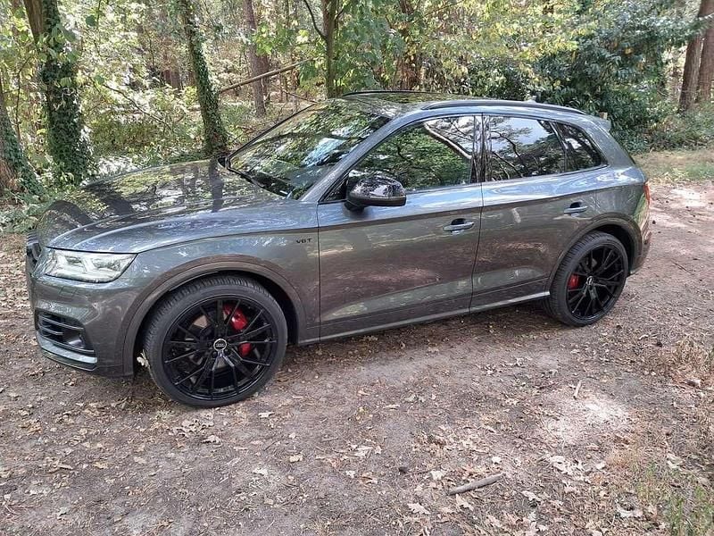 Grijs Gebruikt 2018 Audi SQ5 SUV | € 43.950 (Eerlijke prijs) - Afbeelding 1/4