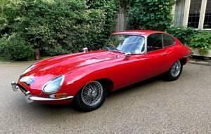 Rood Gebruikt 1966 Jaguar E-Type Coupé | € 130.622 - Afbeelding 1/4