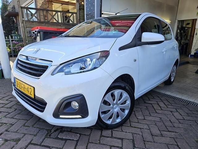 Wit Gebruikt 2015 Peugeot 108 Active Hatchback | € 5.250 (Eerlijke prijs) - Afbeelding 1/4