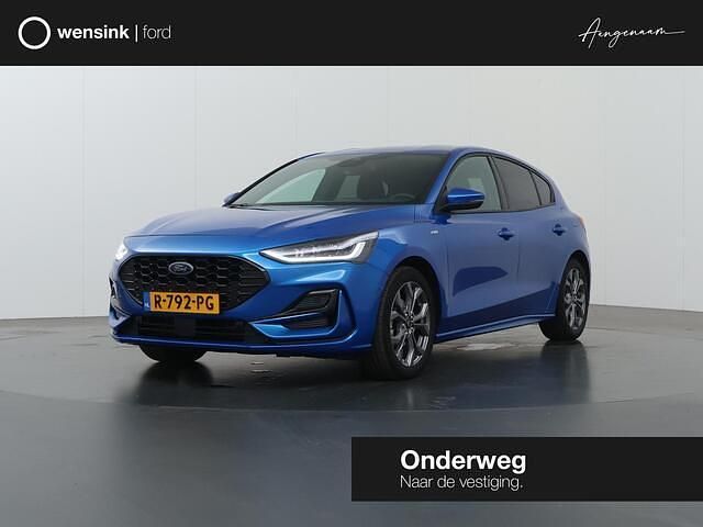 Blauw Gebruikt 2022 Ford Focus ST-Line Hatchback | € 20.935 (Eerlijke prijs) - Afbeelding 1/4