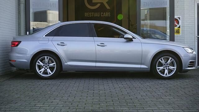 Occasion Audi A4 Sport 150 PK (110 kW) 2018 Grijs (metallic) Sedan