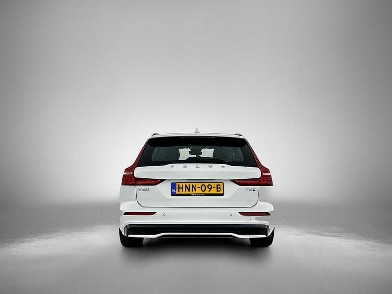 Occasion Volvo V60 Plus 350 PK (257 kW) 2025 Wit Stationwagen