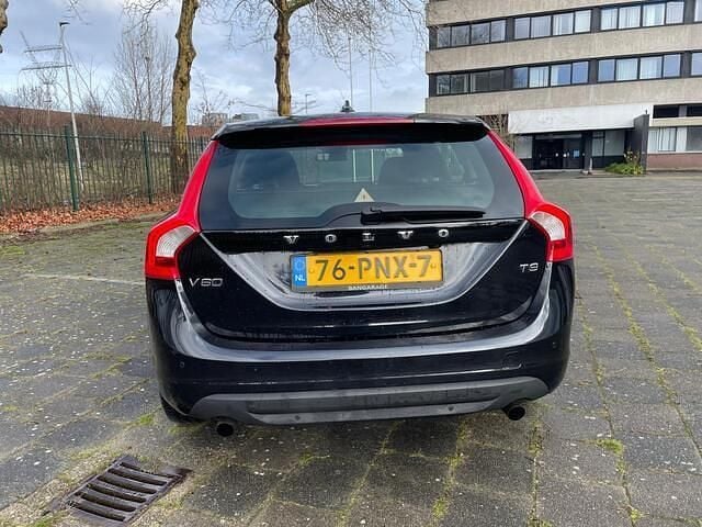 Occasion Volvo V60 Kinetic 150 PK (110 kW) 2011 Zwart Stationwagen