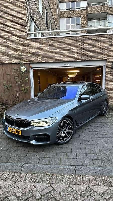 Occasion BMW 540 Sport Line 340 PK (250 kW) 2017 Grijs Sedan
