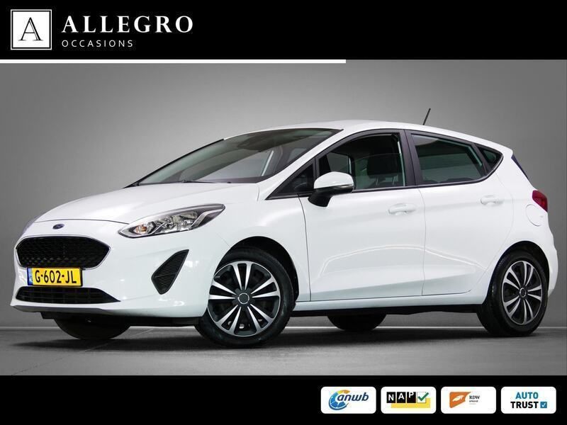 Wit Gebruikt 2019 Ford Fiesta Trend Hatchback | € 11.445 (Eerlijke prijs) - Afbeelding 1/4