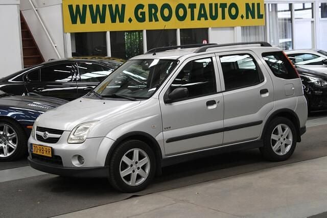 Grijs Gebruikt 2005 Suzuki Ignis Exclusive Hatchback | € 3.944 (Eerlijke prijs) - Afbeelding 1/4