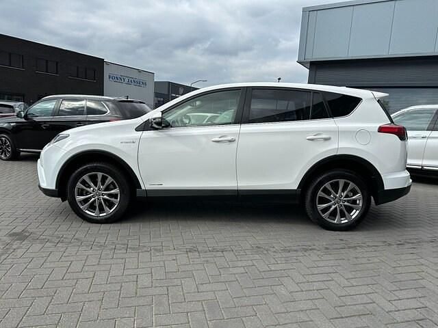 Occasion Toyota RAV4 Hybrid 155 PK (114 kW) 2018 Wit, metallic lak SUV