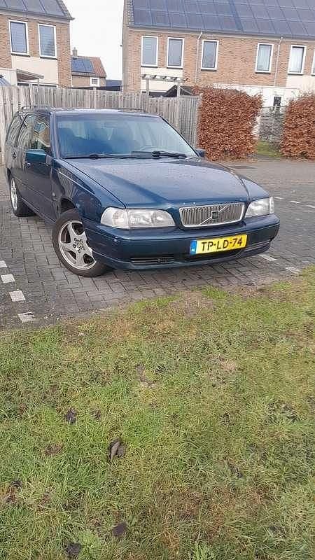 Occasion Volvo V70 144 PK (105 kW) 1998 Groen Stationwagen