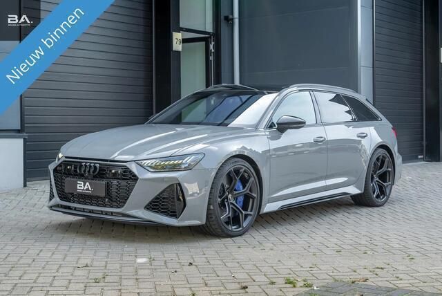 Grijs, metallic lak Gebruikt 2024 Audi RS6 Performance Stationwagen | € 199.950 - Afbeelding 1/4