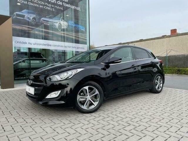 Occasion Hyundai i30 135 PK (99 kW) 2015 Zwart Sedan