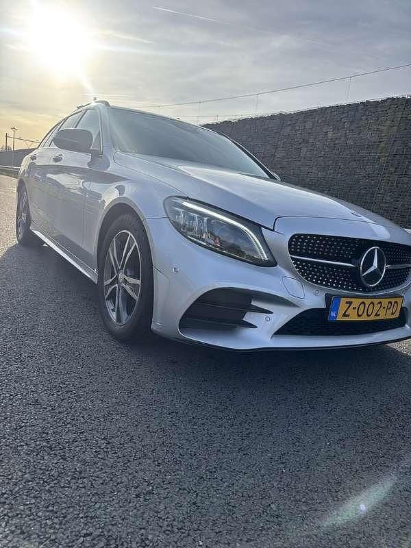 Grijs Gebruikt 2020 Mercedes C220 Stationwagen | € 30.000 - Afbeelding 1/4