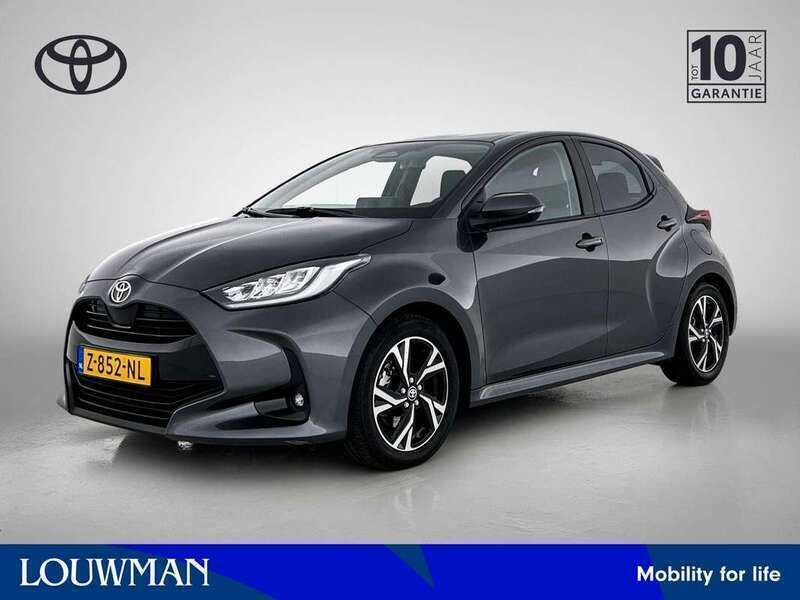 Grijs metallic Gebruikt 2024 Toyota Yaris Edition Hatchback | € 24.950 (Eerlijke prijs) - Afbeelding 1/3