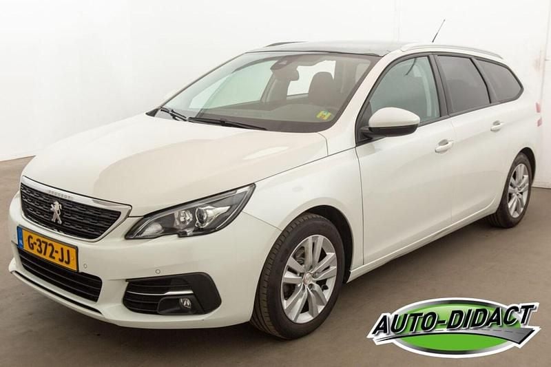 Wit Occasion 2019 Peugeot 308 Stationwagen | € 5.200 (Super prijs) - Afbeelding 1/4