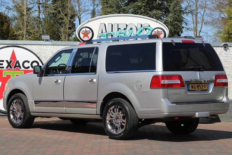 Occasion Lincoln Navigator 305 PK (224 kW) 2007 Zilver SUV