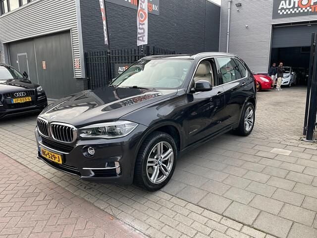 Grijs Gebruikt 2013 BMW X5 Executive SUV | € 19.999 (Eerlijke prijs) - Afbeelding 1/4