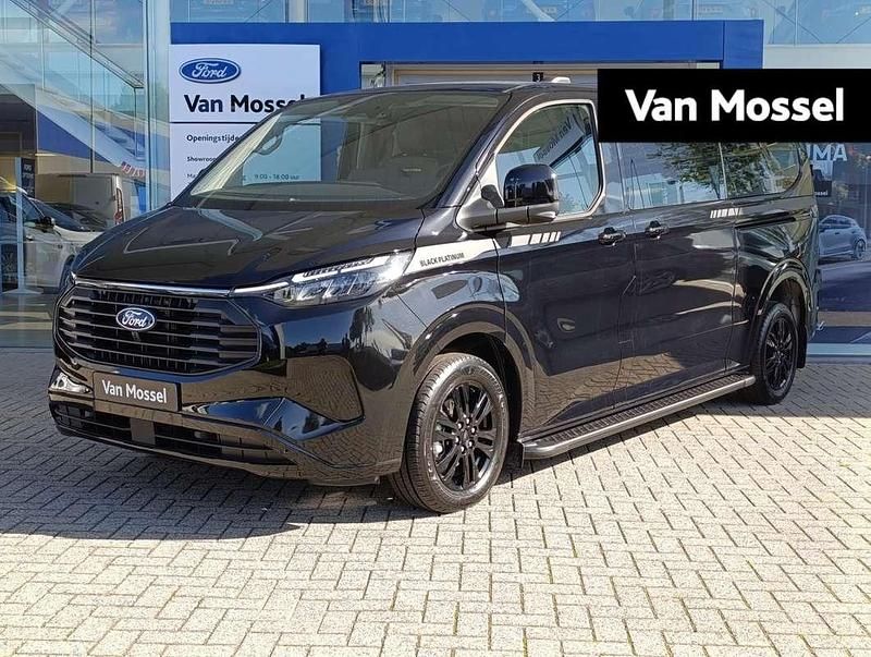 Zwart Nieuw 2025 Ford Transit Custom Platinum Van | € 56.745 (Eerlijke prijs) - Afbeelding 1/4