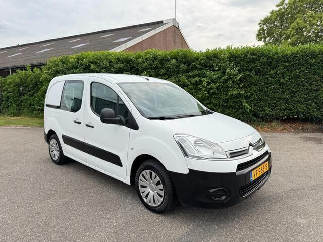 Wit Gebruikt 2013 Citroën Berlingo MPV | € 4.950 (Eerlijke prijs) - Afbeelding 1/4