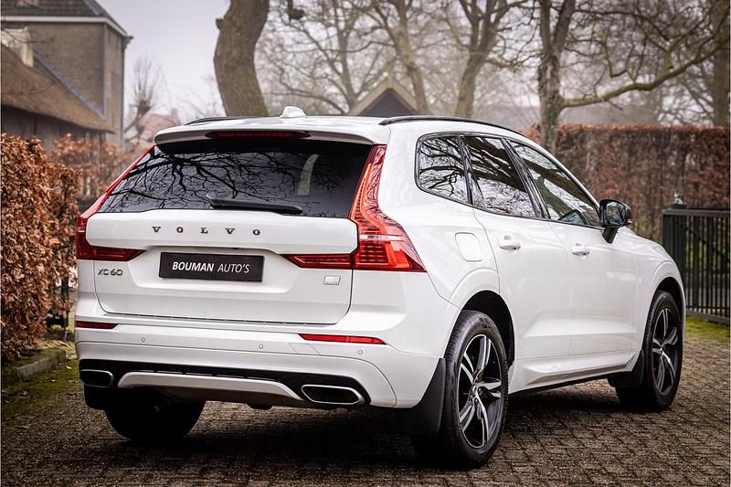 Occasion Volvo XC60 R-Design 2023 Wit SUV