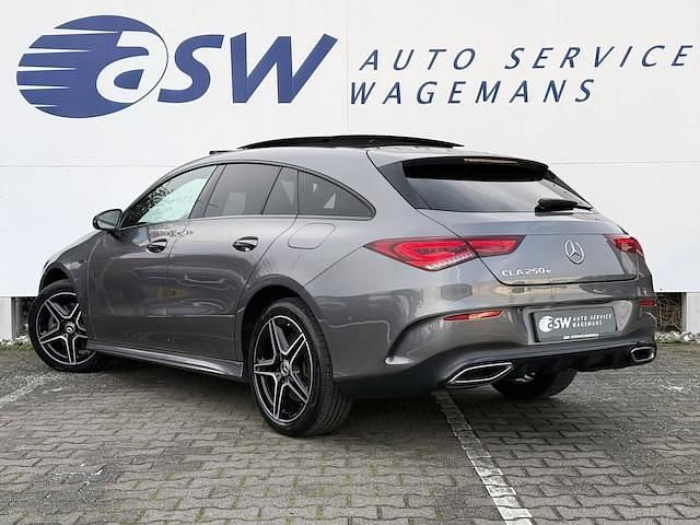 Occasion Mercedes CLA250e Shooting Brake Business 211 PK (155 kW) 2021 Grijs Stationwagen