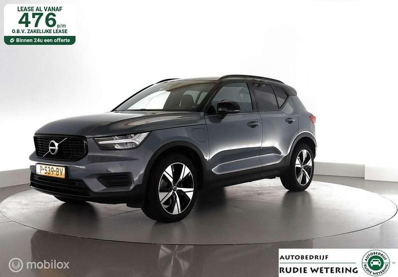 Grijs Gebruikt 2022 Volvo XC40 R-Design SUV | € 34.950 (Eerlijke prijs) - Afbeelding 1/4
