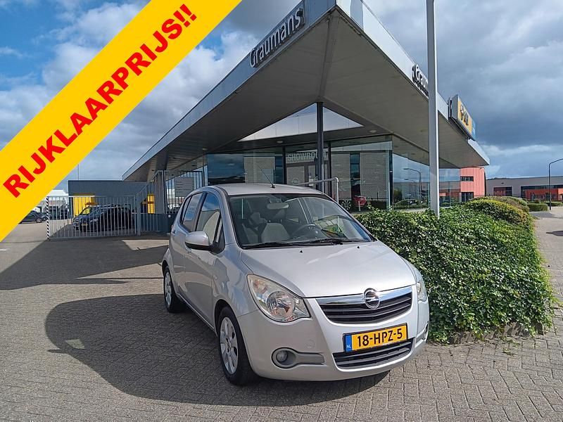 Zilver Gebruikt 2009 Opel Agila Enjoy Hatchback | € 7.950 (Iets duurder) - Afbeelding 1/4