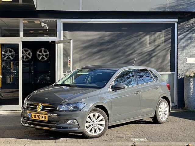 Grijs Gebruikt 2019 VW Polo Highline Hatchback | € 16.995 (Super prijs) - Afbeelding 1/4