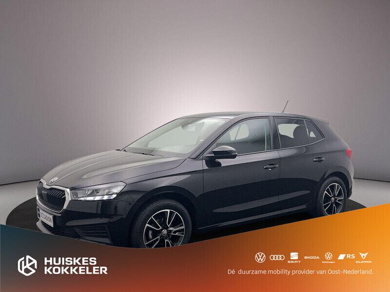 Black magic Gebruikt 2024 Skoda Fabia Ambition Hatchback | € 20.000 (Eerlijke prijs) - Afbeelding 1/4