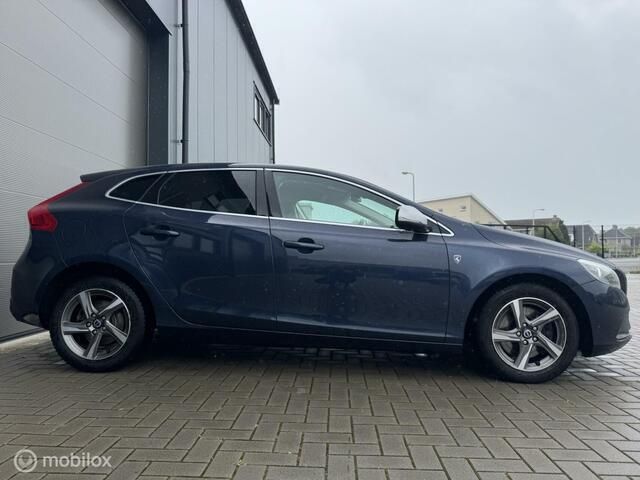 Occasion Volvo V40 Business Edition 190 PK (139 kW) 2014 Blauw Stationwagen