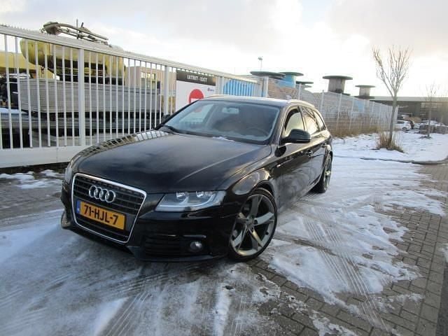 Zwart Gebruikt 2009 Audi A4 Business Stationwagen | € 3.950 (Super prijs) - Afbeelding 1/4