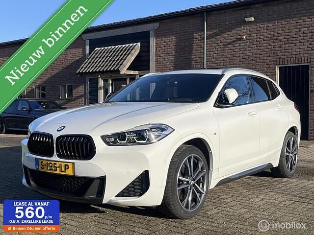 Wit Gebruikt 2022 BMW X2 Executive SUV | € 34.950 (Eerlijke prijs) - Afbeelding 1/4