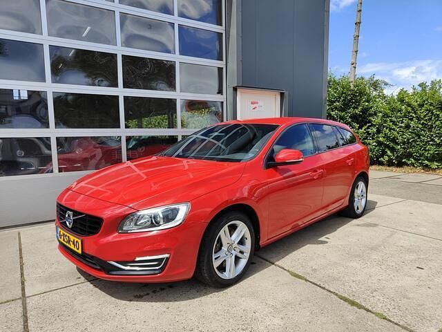 Rood Gebruikt 2014 Volvo V60 Summum Stationwagen | € 5.950 (Eerlijke prijs) - Afbeelding 1/4
