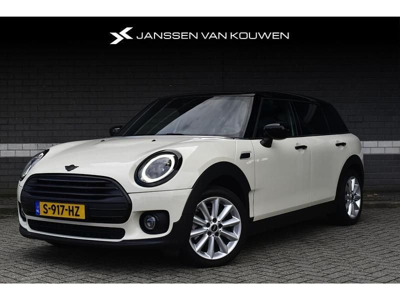 Wit Gebruikt 2023 Mini Cooper Clubman Classic Stationwagen | € 24.450 (Eerlijke prijs) - Afbeelding 1/4