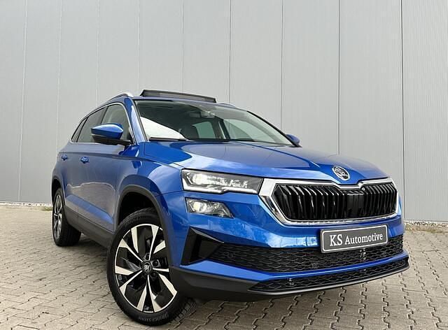 Blauw Occasion 2025 Skoda Karoq SUV | € 39.990 (Eerlijke prijs) - Afbeelding 1/4