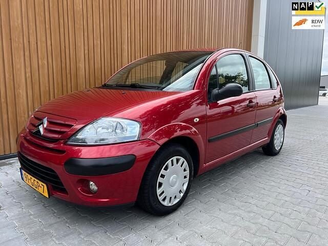 Rood Occasion 2008 Citroën C3 Prestige Hatchback | € 1.999 (Eerlijke prijs) - Afbeelding 1/4