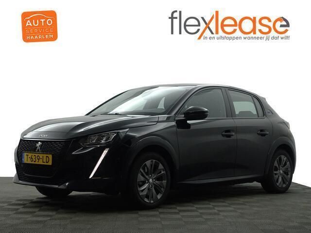 Zwart Gebruikt 2023 Peugeot e-208 Allure Hatchback | € 16.900 (Super prijs) - Afbeelding 1/4