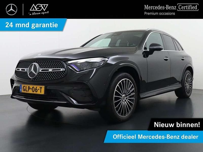 Zwart Gebruikt 2024 Mercedes GLC300e Sport Edition SUV | € 63.880 (Duur) - Afbeelding 1/4